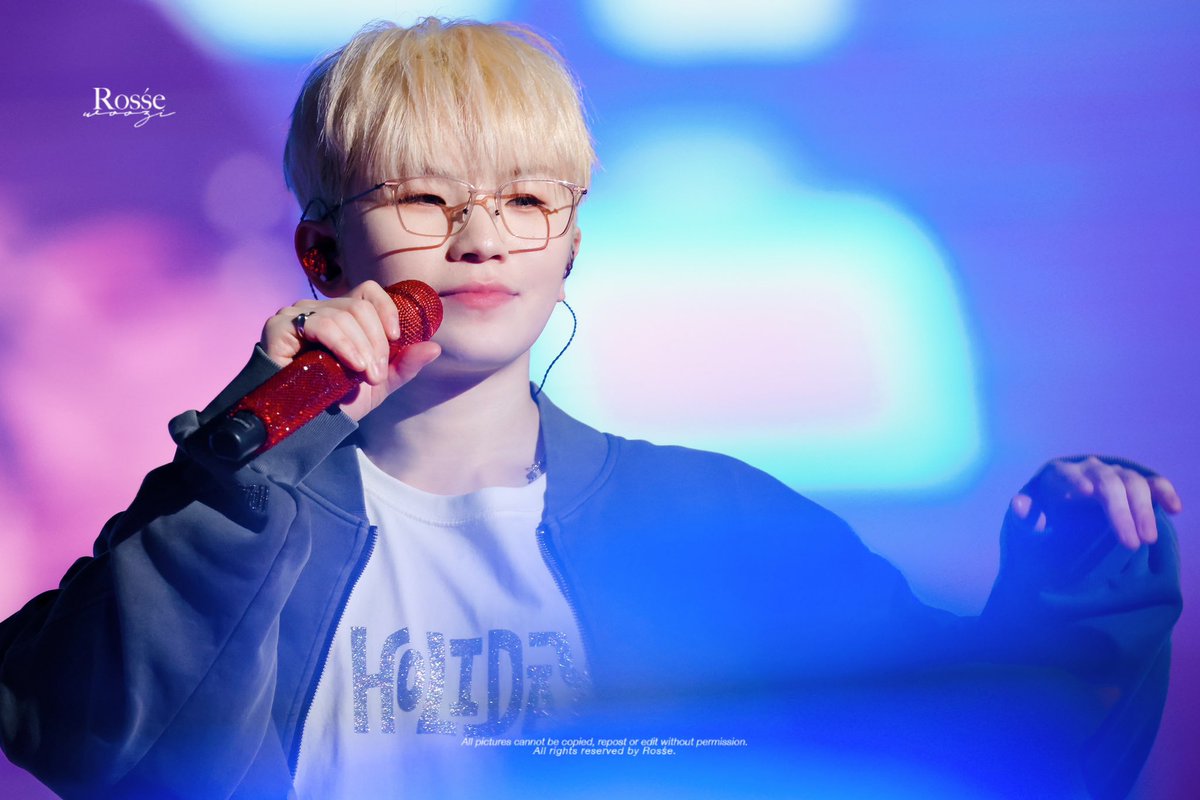 250424 HOLIDAY in OSAKA 💙🩵🤍 #우지 #WOOZI #ウジ #이지훈