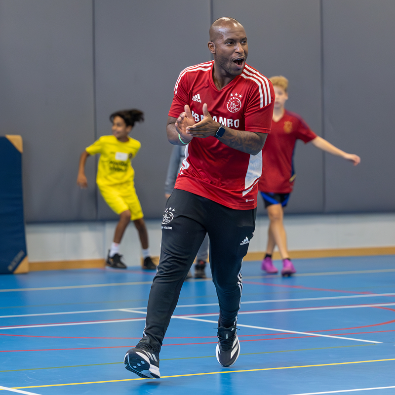 AjaxFoundation's tweet photo. Ajax maakt van talent ook rolmodellen ✨

Stem op 'Rolmodel van de Toekomst' voor de Voetbal Geeft Prijs 🗳️ ⬎