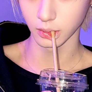 212_041020's tweet photo. 말랑말랑말랑말랑말랑말랑말랑말랑 https://t.co/VQvRpXdX9H