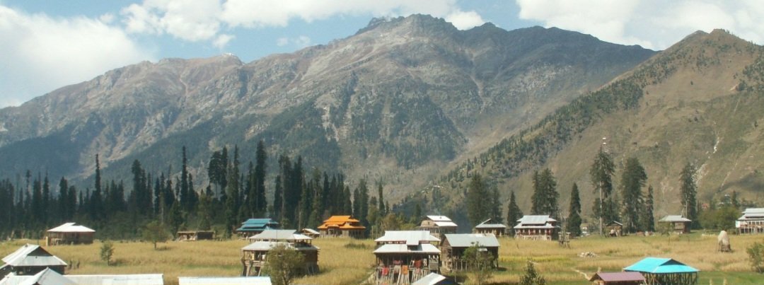 د. سلمان بن محمد بن سعيد (@slman_yd34404) on Twitter photo كشمير
توصف بأنها جنة الله في أرضه لجمالها وخصوبة ارضها وبعد خروج المستعمر البريطاني من القارة الهندية قسمها بين باكستان والهند ادى الى مناوشات متكررة  اخرها منذ يومين وتعتبرها باكستان ارضها فسمت القسم التابع لها ازادي كشمير اي كشمير الحرة والهندي مقبوزه كشمير اي كشمير المحتلة؟. كشمير
توصف بأنها جنة الله في أرضه لجمالها وخصوبة ارضها وبعد خروج المستعمر البريطاني من القارة الهندية قسمها بين باكستان والهند ادى الى مناوشات متكررة  اخرها منذ يومين وتعتبرها باكستان ارضها فسمت القسم التابع لها ازادي كشمير اي كشمير الحرة والهندي مقبوزه كشمير اي كشمير المحتلة؟.