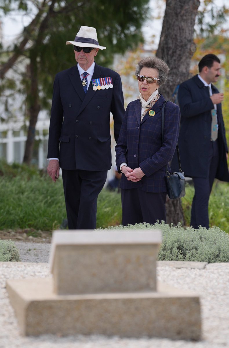 The Royal Family tweet media