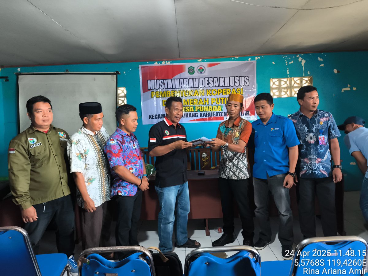rhyna_amir's tweet photo. Kamis (24/4/25), Rina Ariana Amir, Luhkan Takalar mengikuti kegiatan Musyawarah Desa Khusus Pembentukan Koperasi Desa Merah Putih Desa Punaga, Kec. Laikang Kab. Takalar
#GiatLuhkanSatminkalMaros
@BRPBAP3_Maros @pusluh_bppsdm https://t.co/fg2Sawtd6O