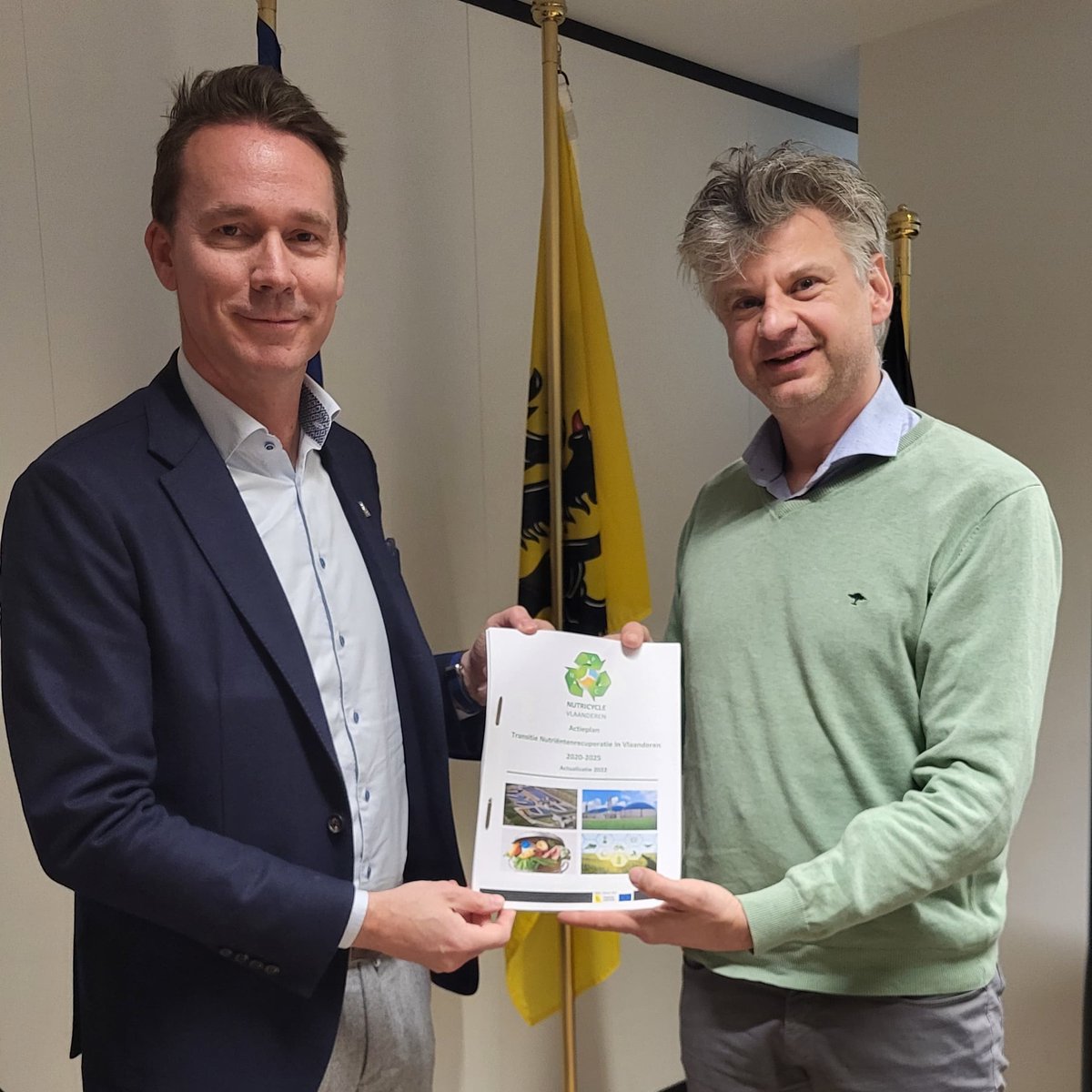 Nutricycle Vlaanderen (@nutricyclev) on Twitter photo 23 april, een belangrijke dag voor Nutricycle Vlaanderen: minister <a href="/jobrouns1/">Jo Brouns</a> ontving op zijn kabinet prof <a href="/Erik_Meers/">Erik Meers</a> (<a href="/FbwUGent/">Faculty of Bioscience Engineering UGent</a>) samen met vertegenwoordigers van #VCM, #inagro en <a href="/Boerenbond/">Boerenbond</a> om een lans te breken voor nutriëntenrecuperatie in Vlaanderen. nutricycle.vlaanderen/2025/02/13/obs… 23 april, een belangrijke dag voor Nutricycle Vlaanderen: minister <a href="/jobrouns1/">Jo Brouns</a> ontving op zijn kabinet prof <a href="/Erik_Meers/">Erik Meers</a> (<a href="/FbwUGent/">Faculty of Bioscience Engineering UGent</a>) samen met vertegenwoordigers van #VCM, #inagro en <a href="/Boerenbond/">Boerenbond</a> om een lans te breken voor nutriëntenrecuperatie in Vlaanderen. nutricycle.vlaanderen/2025/02/13/obs…