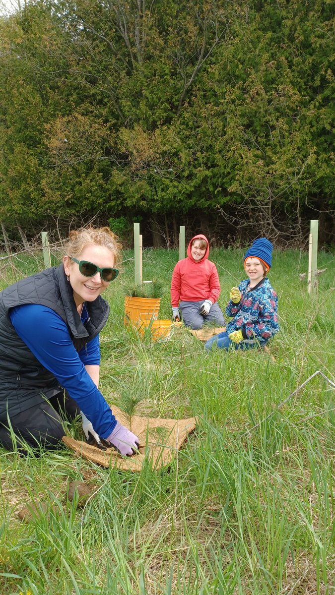 NVCA's volunteer tree plant in Creemore is full! But don't fret! We have two more tree plants coming up

- Mono tree plant on May 4
- Wasaga Beach tree plant on May 10

Registration is required: nvca.on.ca/events-and-edu…