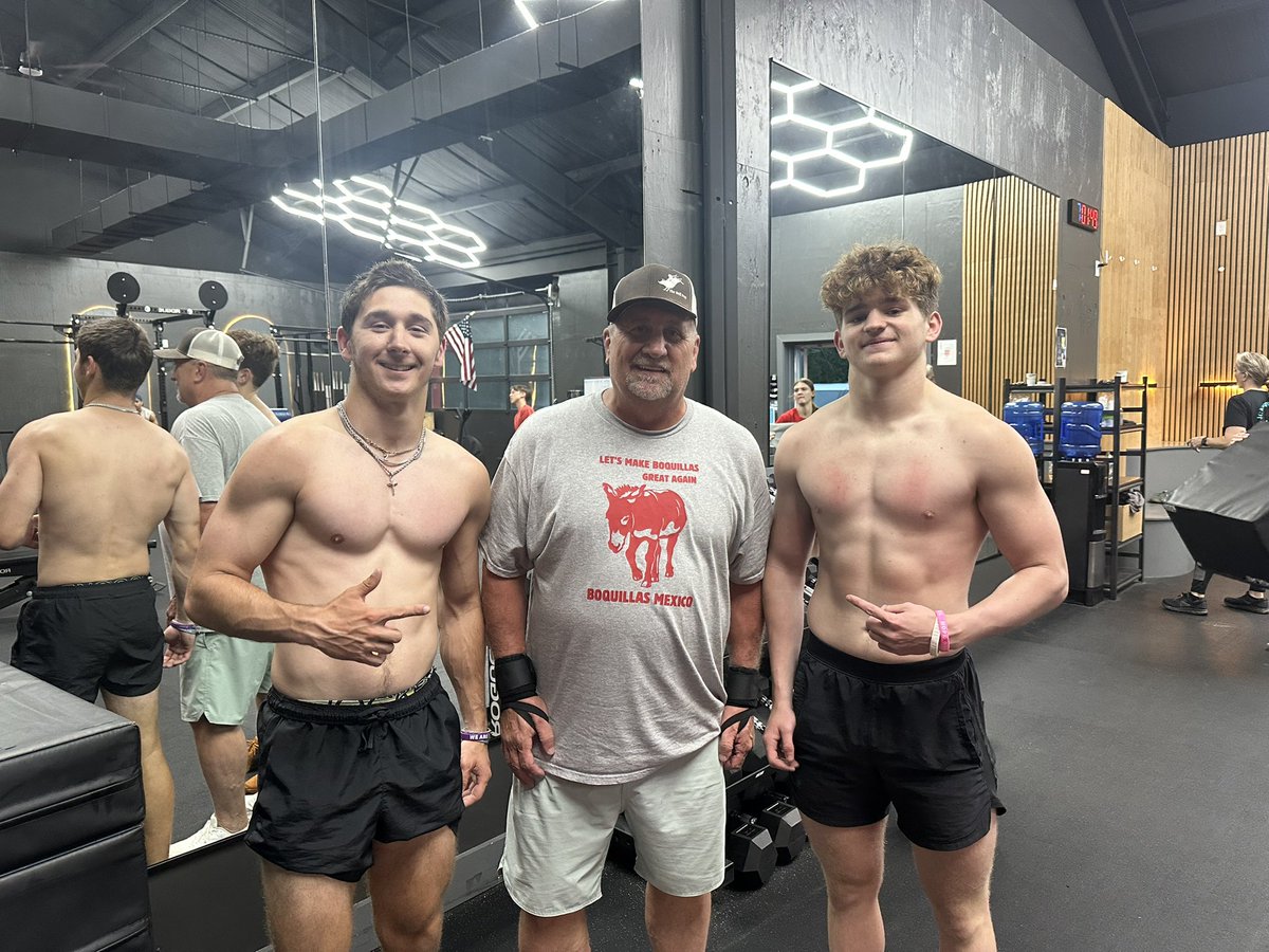 Brendan Wilson (@brendanwilson01) on Twitter photo Thursday morning workout w/ pops <a href="/tomwlson66/">Tom Wilson</a> and <a href="/M_Edmondson__26/">Michael Edmondson</a> before heading to <a href="/CUNEFootball/">CUNE Football</a> spring game Thursday morning workout w/ pops <a href="/tomwlson66/">Tom Wilson</a> and <a href="/M_Edmondson__26/">Michael Edmondson</a> before heading to <a href="/CUNEFootball/">CUNE Football</a> spring game