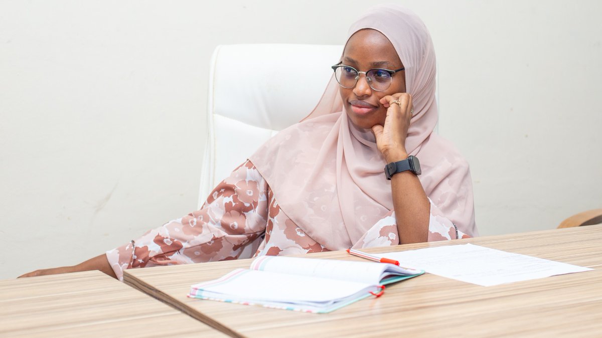 Cumogadishu's tweet image. English Instructors at the institute of Foundation and Language FLI, City University of Mogadishu, had training on “Authentic Assessment of Student Learning,” led by University President, Prof. Dr. Abdullahi A. Barise. This step boosts teaching quality and modern learning!
#City