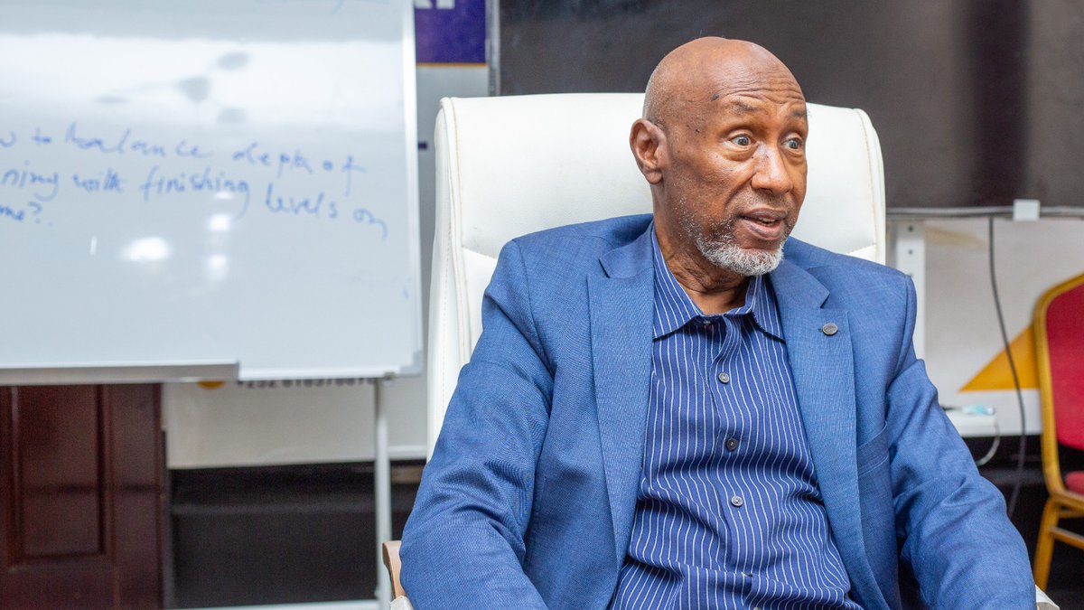 Cumogadishu's tweet image. English Instructors at the institute of Foundation and Language FLI, City University of Mogadishu, had training on “Authentic Assessment of Student Learning,” led by University President, Prof. Dr. Abdullahi A. Barise. This step boosts teaching quality and modern learning!
#City