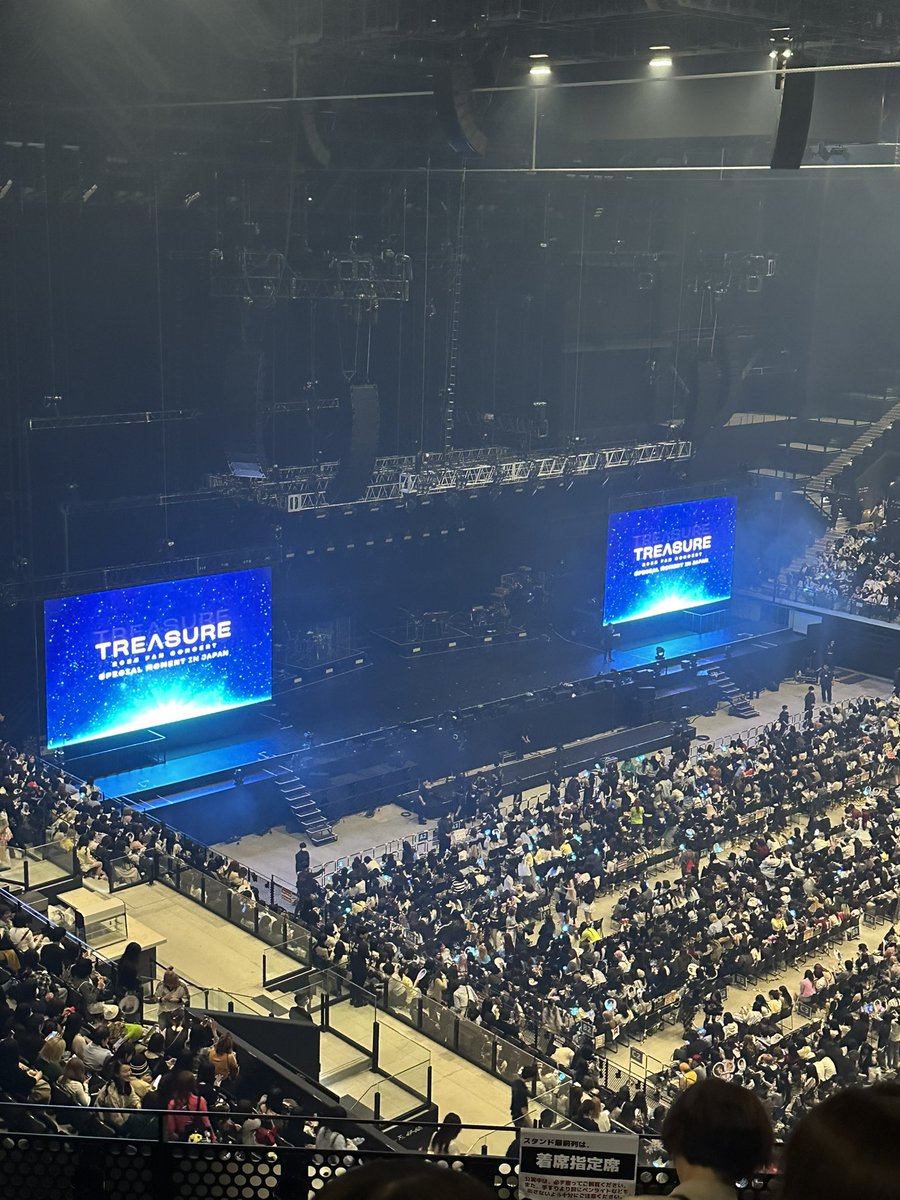 eg_ars's tweet photo. 余韻凄すぎる
まじでhappiness最高やった🤤🔥
もうYG好きにはたまらんすぎるセトリやったな〜BIGBANGのLIVEに来たんかなっておもうぐらい🤣🤣🤣
あー3公演とも全部行きたかった
最初のyellowで感極まって泣いた😢笑
メンステしかないし天井やったから遠かったけど幸せやった💘 https://t.co/NDZaeKHXLe