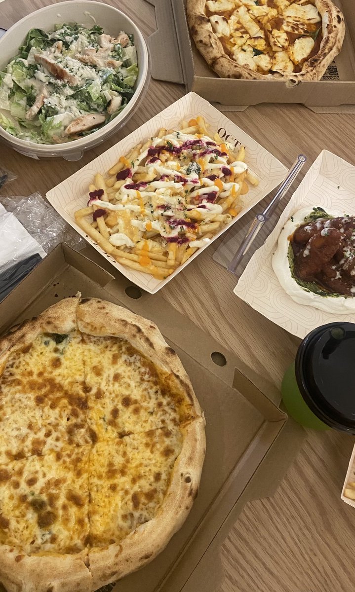 اول تجربة لمطعم الجامعة!💯