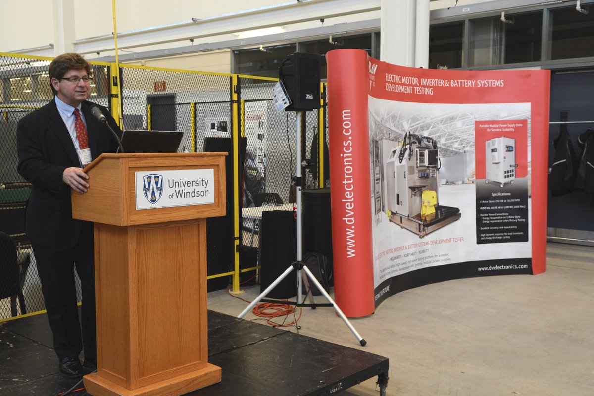Flashback to when the UWindsor CHARGE Lab teamed up with D&amp;V Electronics! 🛠️  An event filled with groundbreaking ideas and passionate innovators. Together, we're shaping the future! 🚀 
#ThrowbackThursday #UWindsorEng #InnovationInAction