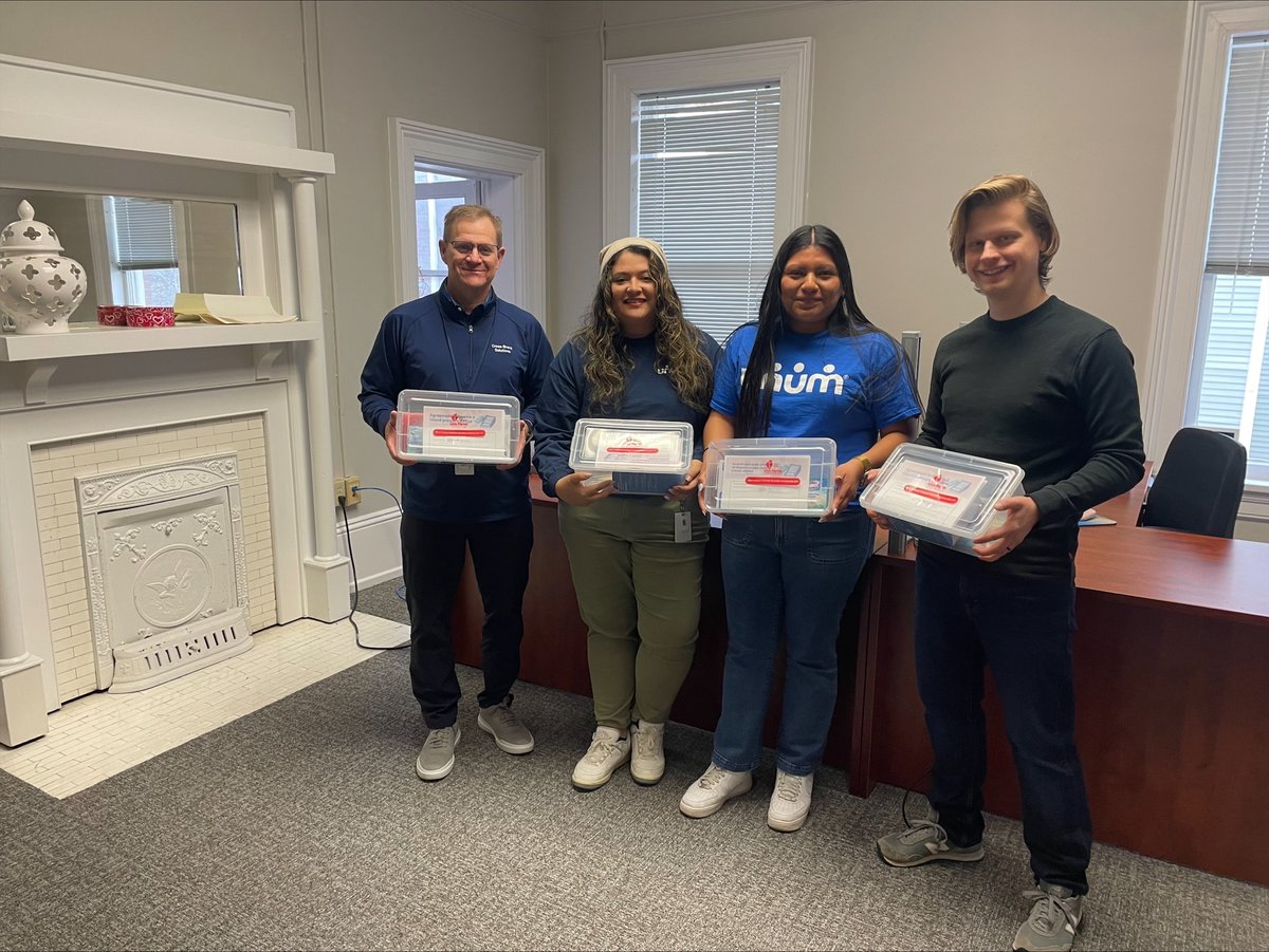 A BIG shoutout to all our Chattanooga volunteers! ❤️

During #NationalVolunteerWeek, we celebrate each and every one of you who have dedicated yourselves to health and hope for everyone. 👏 Thank you for helping us make a difference in Chattanooga and beyond!