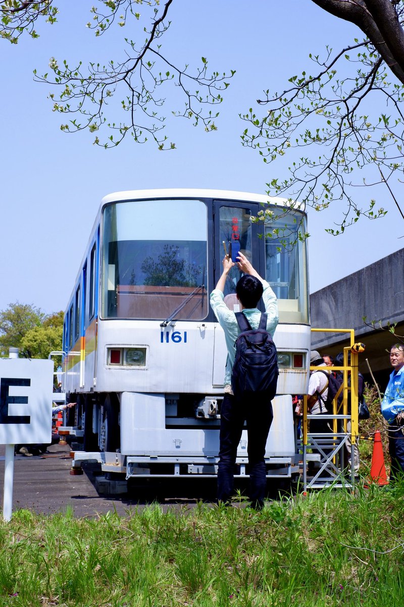 namiki_meguri's tweet photo. 好きなことを
好きな人たちが
好き
_
続報
車両基地より
シーサイドライン
フェスタ2025
#開放
#goodevent https://t.co/u4mY6eC1pK