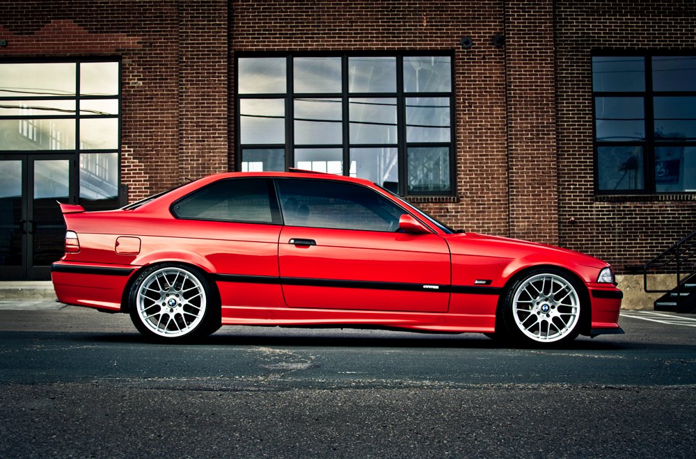 The E36 isn’t just a 90s icon: it’s the sweet spot where old-school feel meets new-school driveability. Tight steering, just enough tech, and looks that still turn heads. #BMW #E36 #ClassicCar