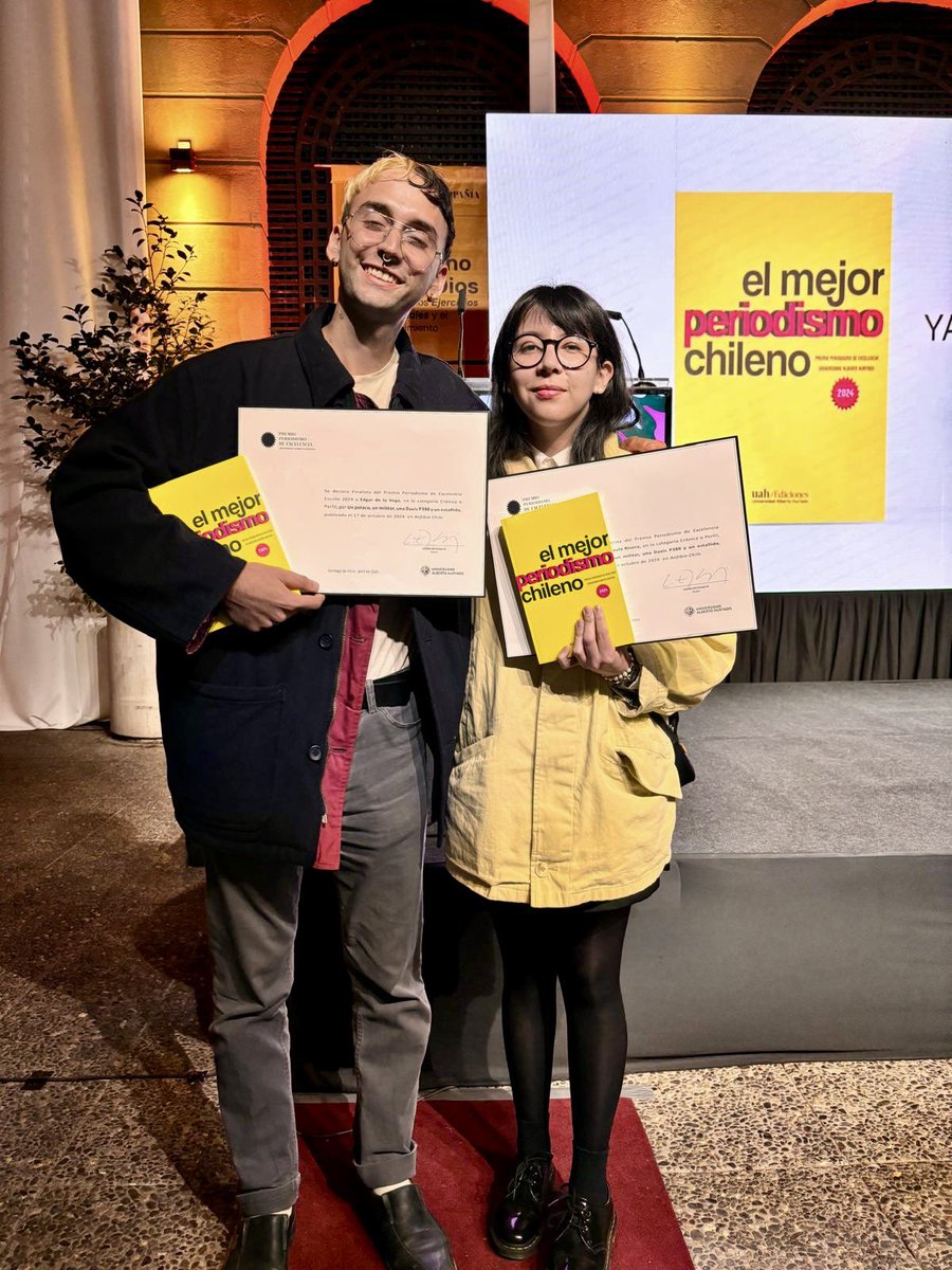 No ganamos, pero ahora con la Paula Rivera estamos en un libro que dice “El mejor periodismo chileno”. Si me lo adelantaban cuando chico, no me lo creía.