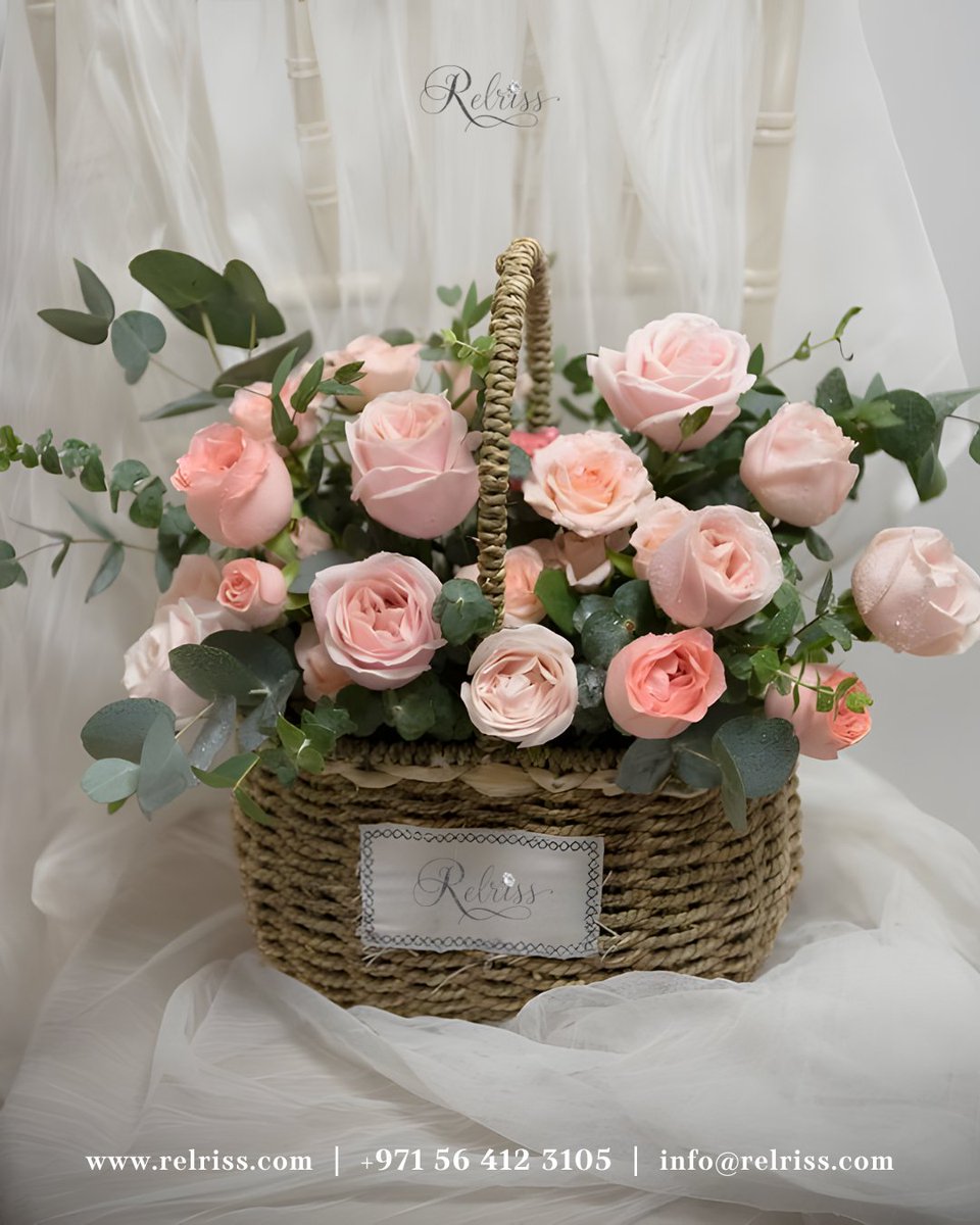 relriss_ae's tweet photo. 🥂 Pair your moments with petals that pop. Sophistication starts at Relriss.🌷

Order now at https://t.co/bBju1j9EyS | Same-day delivery in #dubai

🌐 https://t.co/bBju1j9EyS | 📞 +971 56 412 3105

#relriss #dubaiflowers #onlineflowersdubai #hatboxflowers #pastelbouquet https://t.co/cDct6H5AGk