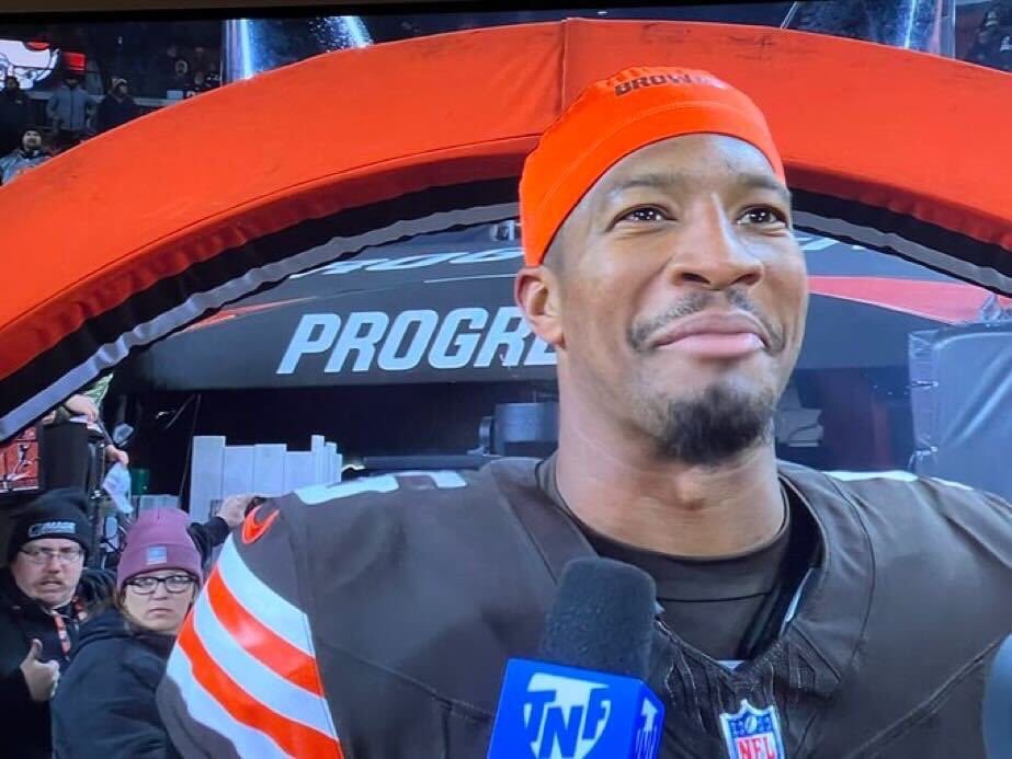Me knowing the NFL Draft is tonight:
