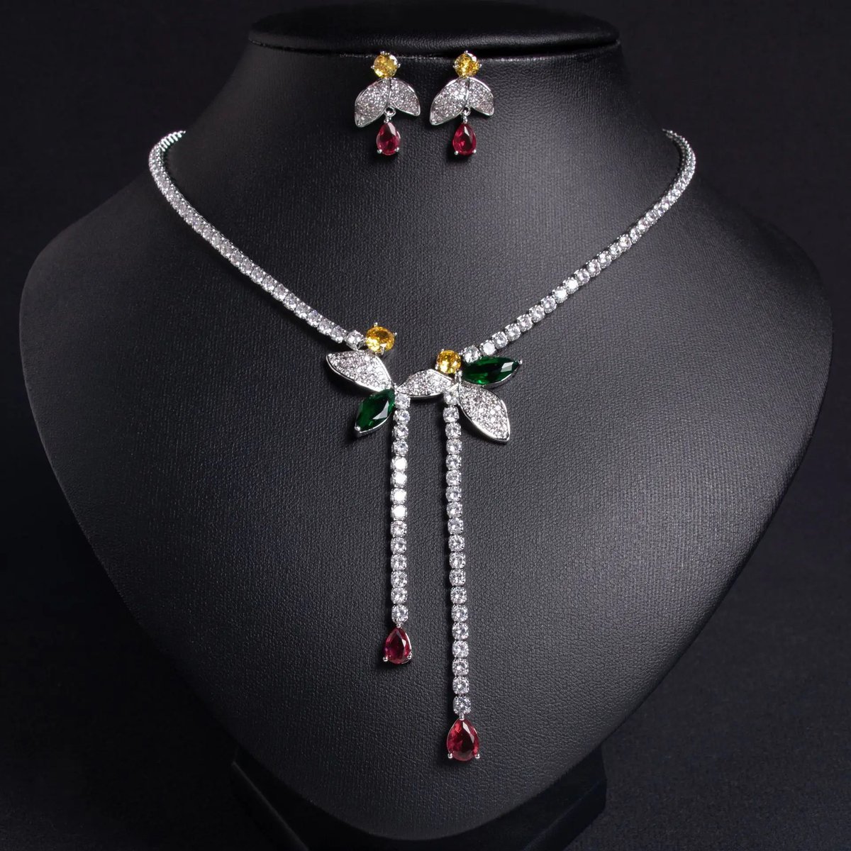 SwipeKart's tweet photo. Shine like never before ✨
The Crystal Flutter Set brings elegance to life with butterfly-inspired sparkle and delicate drops 💎
Perfect for parties, weddings &amp; glam nights 🦋
Shop now 👉 [your link]
#JewelrySet #ButterflyNecklace #CrystalJewelry #ElegantStyle https://t.co/yAFwKNJTzU