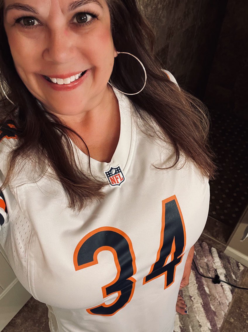 DRAFT DAY!! In honor of our best ever pick  #34 🐻⬇️ Let’s Go BEARS