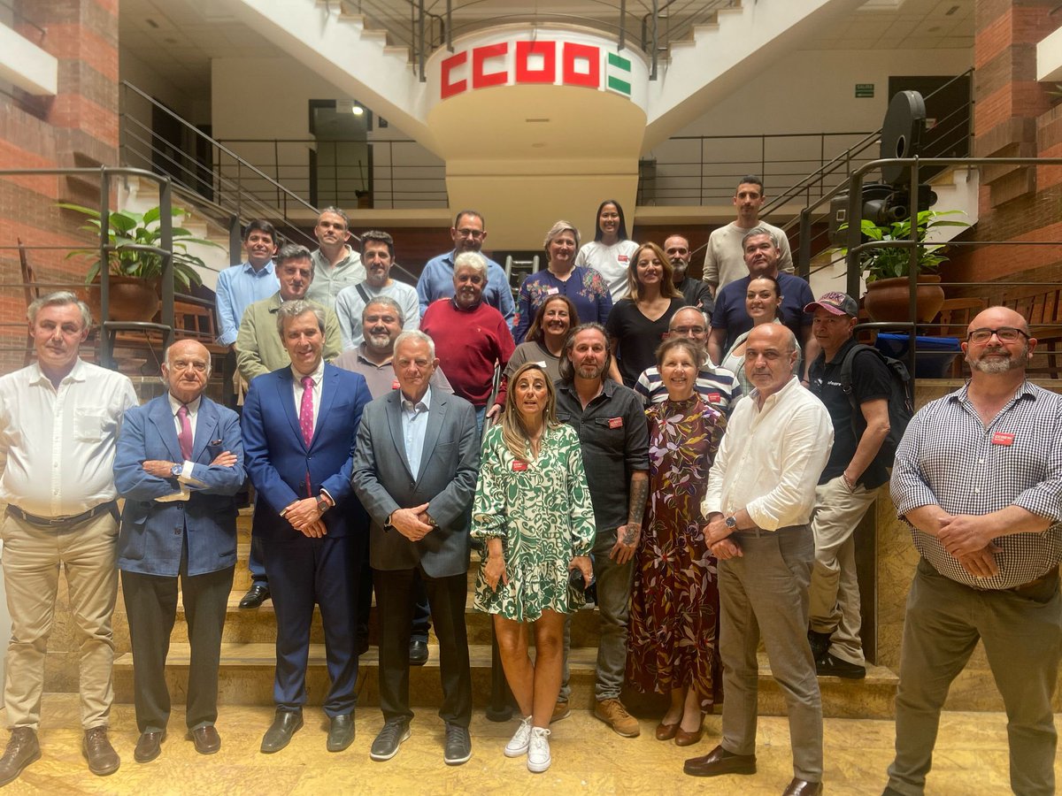 Hoy se ha firmado el nuevo Convenio de Hostelería de Sevilla y provincia 2025 - 2028

Un acuerdo que ha sido posible gracias al trabajo conjunto de los representantes de la parte social (sindicatos) y empresarios