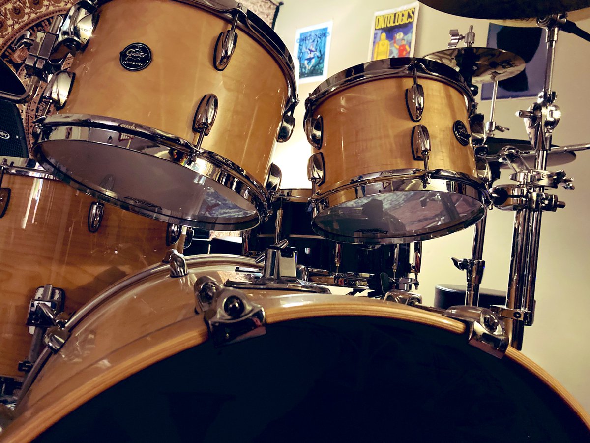 Ontologics's tweet image. Experimenting with drum phrasings in the am. #RealmWork #AbyssWork