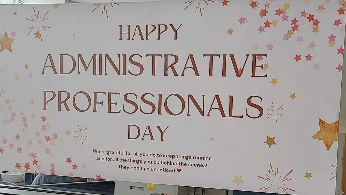 anitabahena4's tweet image. My team loves me, I was out for Admin Day and came back to this 😁

#AdministrativeProfessionalsDay #lovethem