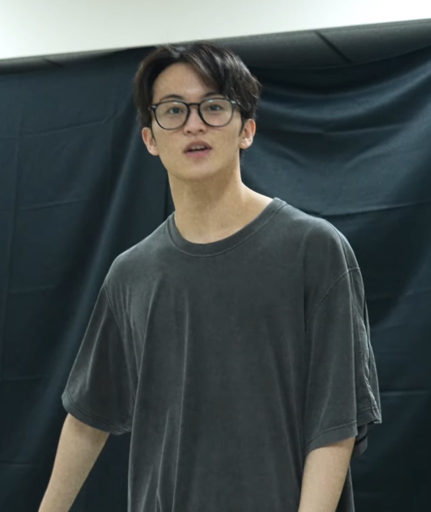 iprayncrybutdry's tweet photo. : เธอ เพื่อนเราฝากขอไลน์

: ให้เพื่อนมาขอเองครับ https://t.co/Id6CotRzmX