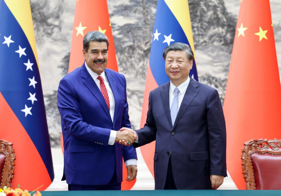 yami2336's tweet photo. #HermandadChinaVenezuela 
Son casi 51 años, de relaciones diplomáticas desde el 28 de junio de 1974, fortaleciéndose los vínculos de hermandad y cooperación considerablemente con el inicio de la Revolución Bolivariana, al mando de Hugo Chávez. Continuandola Nicolás Maduro. https://t.co/bsDdugWp16
