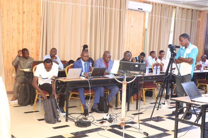 Barinzigo Julien (@jubasuc1) on Twitter photo On 24th April, <a href="/ICEDBurundi/">Iced Burundi</a> in partnership with <a href="/AFRODAD2011/">AFRODAD</a> led a workshop on public #debt under the theme: Africa’s Debt Crisis: What Political Agenda on #Debt During Elections in Burundi? at Martha Hotel <a href="/ApolloSmile/">Appolinaire Nishirimbere</a> <a href="/nshingamateka/">Inama Nshingamateka</a> <a href="/Yungong_tj/">YUNGONG, Theophilus Jong</a> #DebtandElections On 24th April, <a href="/ICEDBurundi/">Iced Burundi</a> in partnership with <a href="/AFRODAD2011/">AFRODAD</a> led a workshop on public #debt under the theme: Africa’s Debt Crisis: What Political Agenda on #Debt During Elections in Burundi? at Martha Hotel <a href="/ApolloSmile/">Appolinaire Nishirimbere</a> <a href="/nshingamateka/">Inama Nshingamateka</a> <a href="/Yungong_tj/">YUNGONG, Theophilus Jong</a> #DebtandElections