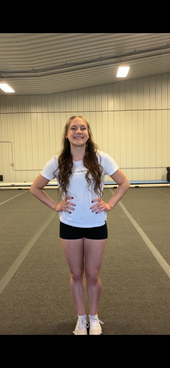 ✍🏿 Signing Day...big day for HHS Cheer!  Exciting to see these athletes continue to do what they love at the next level!