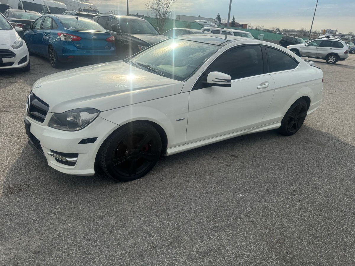 _owula's tweet photo. 91119
2012 Mercedes C class turbo 
232000km 
Engine and transmission running very well 
Some minor body damages interior in good shape driver seat ripped 
Price 6,000 CAD https://t.co/K2zUrma5uq