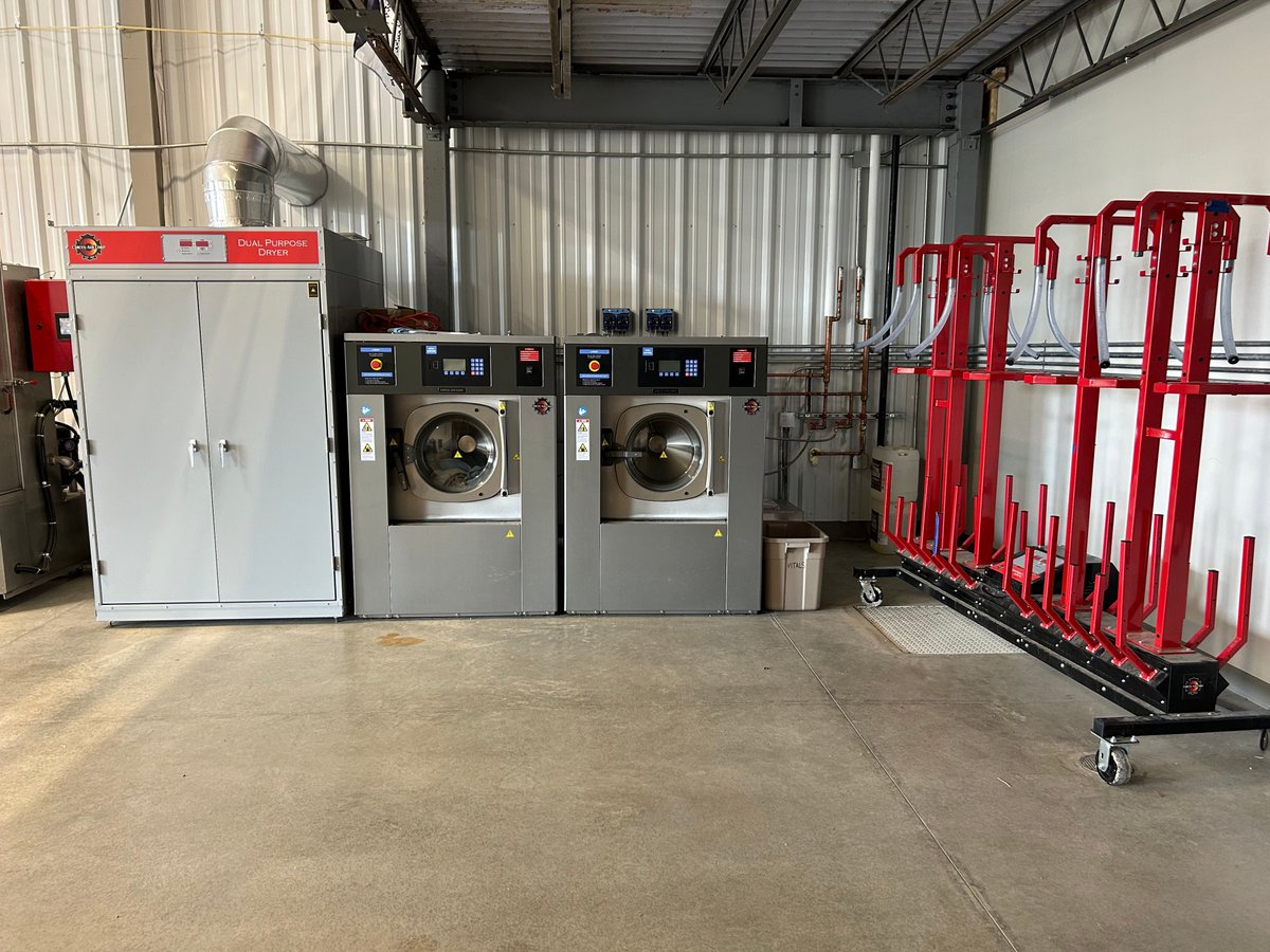 Looking good Auburn! What a privilege to come to the open house yesterday at the unveiling of the new training center in Auburn, OH! 

#CirculAir #WashItDryItStoreIt #FightFiresNotCancer <a href="/AuburnCareerCen/">Auburn Career Center</a>