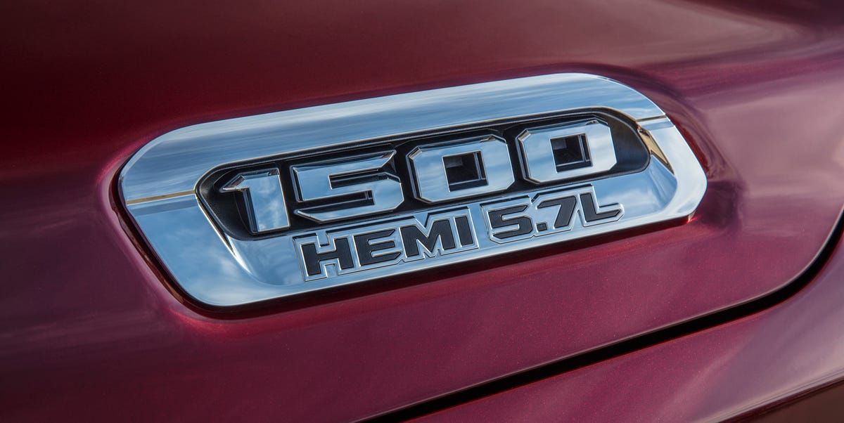 RoadandTrack's tweet image. Is the Hemi V-8 engine coming back? We asked Ram's CEO. bit.ly/4abtbcd