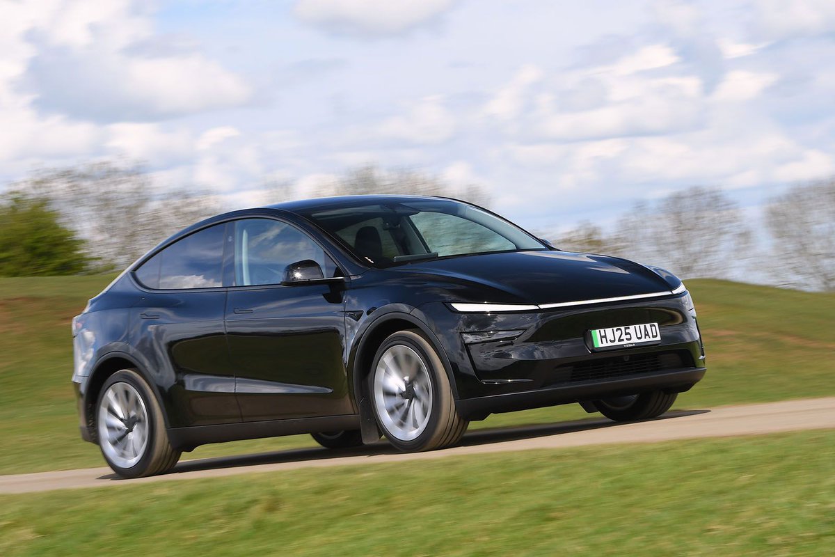autocar's tweet image. REVIEW: Tesla's big-selling Model Y has been given a huge update - are we onto a new world-beater? buff.ly/Ecvq5zM