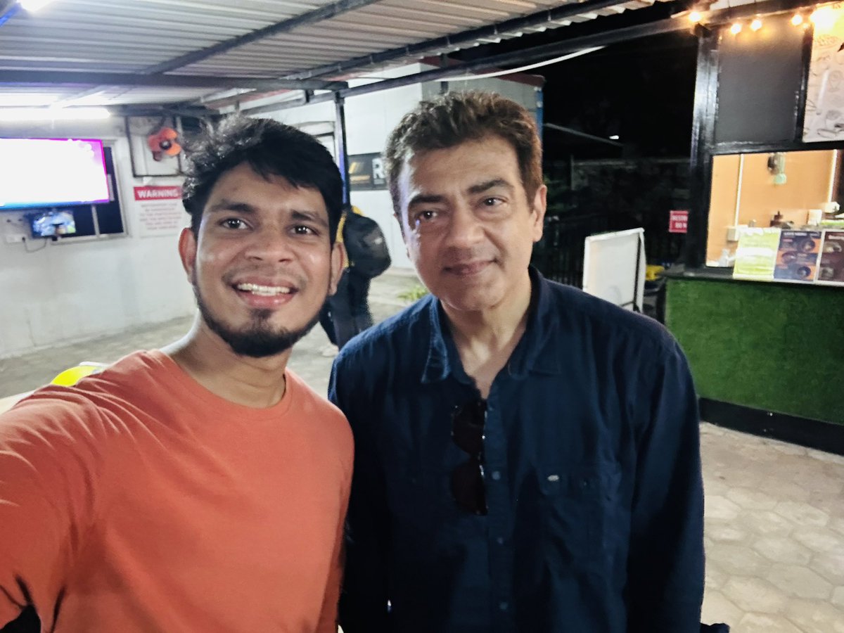 Syedkalimullah8's tweet image. தல தரிசனம்🥹🫂❤️🥳🧿
What else I need more then this😍
Spending time with Ajith sir is never forgotten in my life💯 
Seriously he’s gem in the world☺️
#ajithkumaracing #fanboy #thalaajith #GoodBadUgly