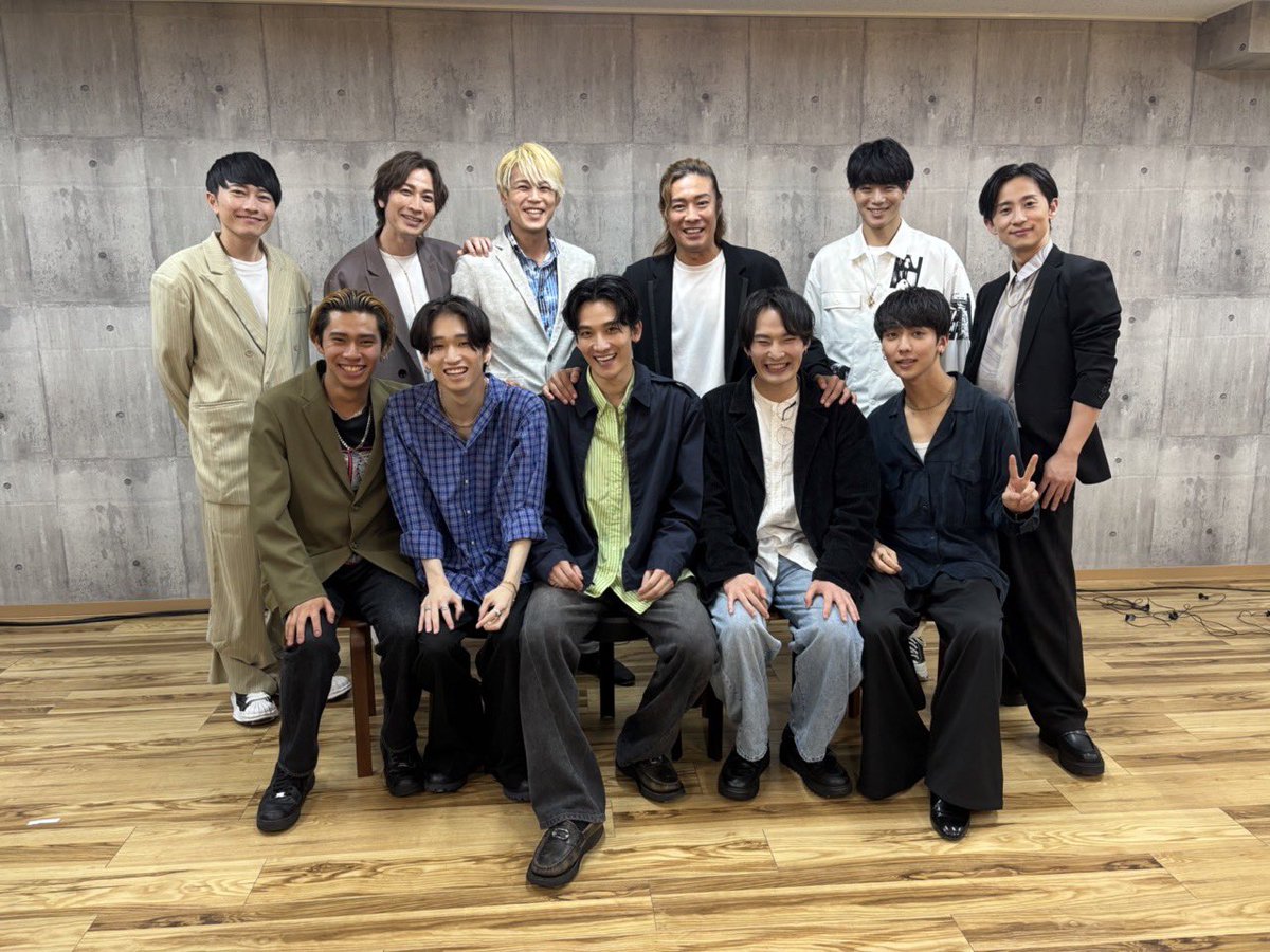_ryo_yazaki's tweet photo. DIAMOND☆DOGS 22周年💎
DIAMOND☆DOGS Birthday生配信
ありがとうございました☆
0424記念すべき日にオリジナルメンバー含めた11人、応援してくださるファンの皆様と同じ時間を共有できとても嬉しいです❗️
Team Novel早速、対バンへ向けて💨💨💨
connect🌐
#diamonddogs #anniversary #22th https://t.co/PzN1NUK6BT