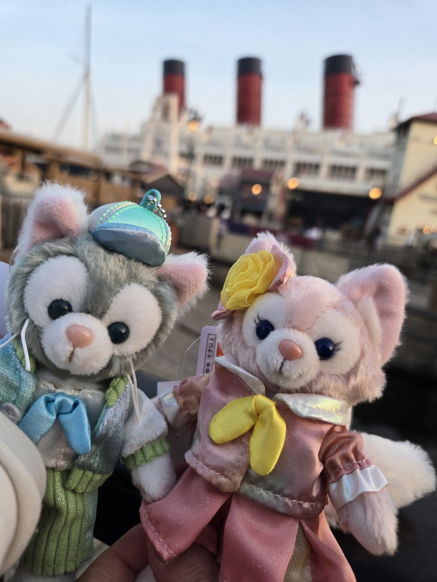 1年振りのディズニー楽しかった🥰
ファンタジースプリングでアトラクションにも乗れたし、BBBも当選したしダッフィーフレンズのショー見ながらご飯も食べれて最高の1日だった！！( *´꒳`*)❤