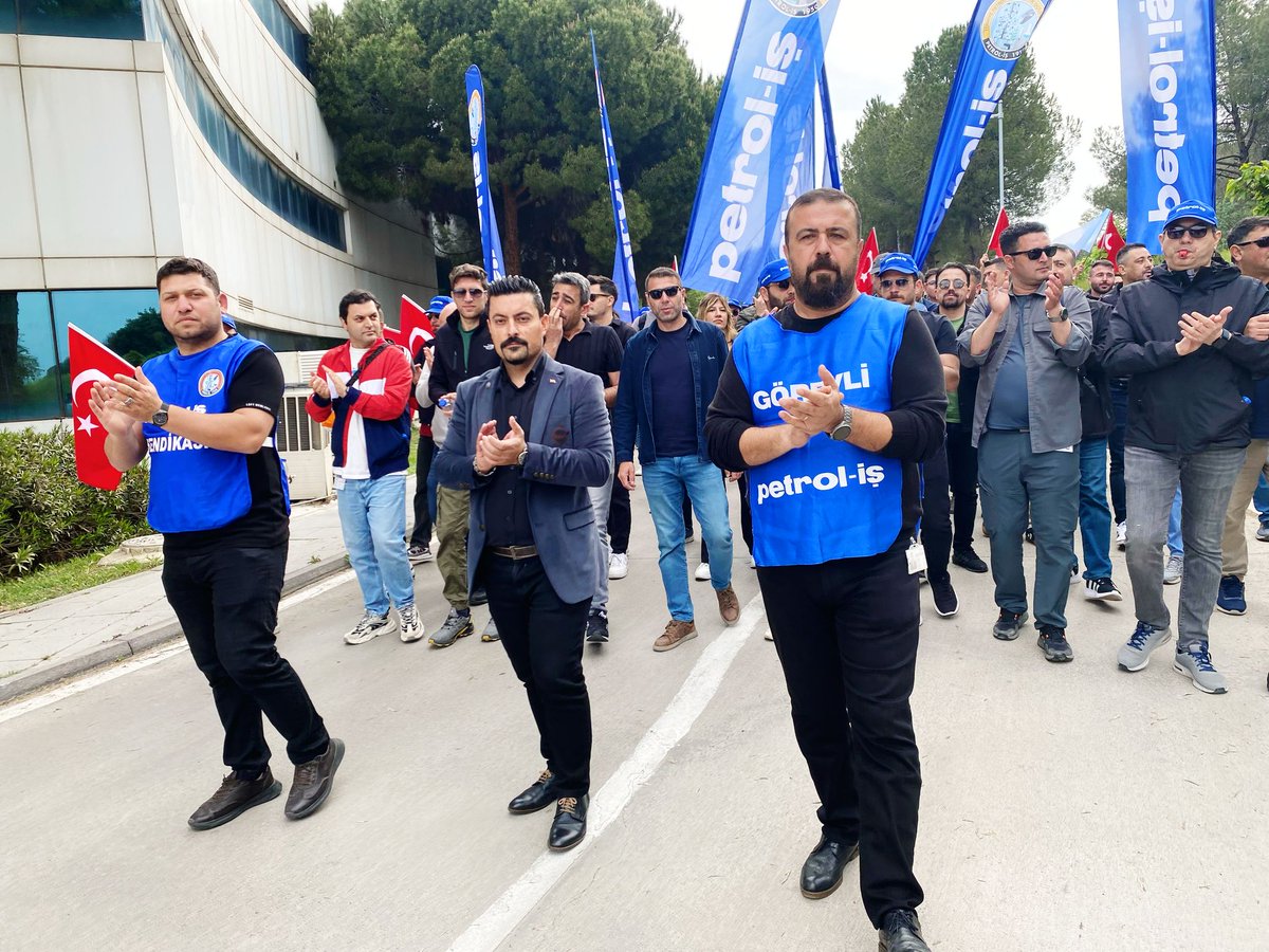 Emek Bizim, Söz Bizim!

Dört Rafineriden TÜPRAŞ İşçisi Sesleniyor;

“Biz Birlikteyiz, Haklarımızı Alana Kadar Mücadeleye Devam Edeceğiz!