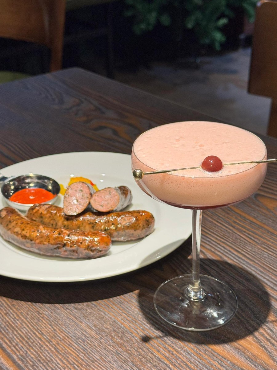 腸焼きとカクテルです🍸🌈