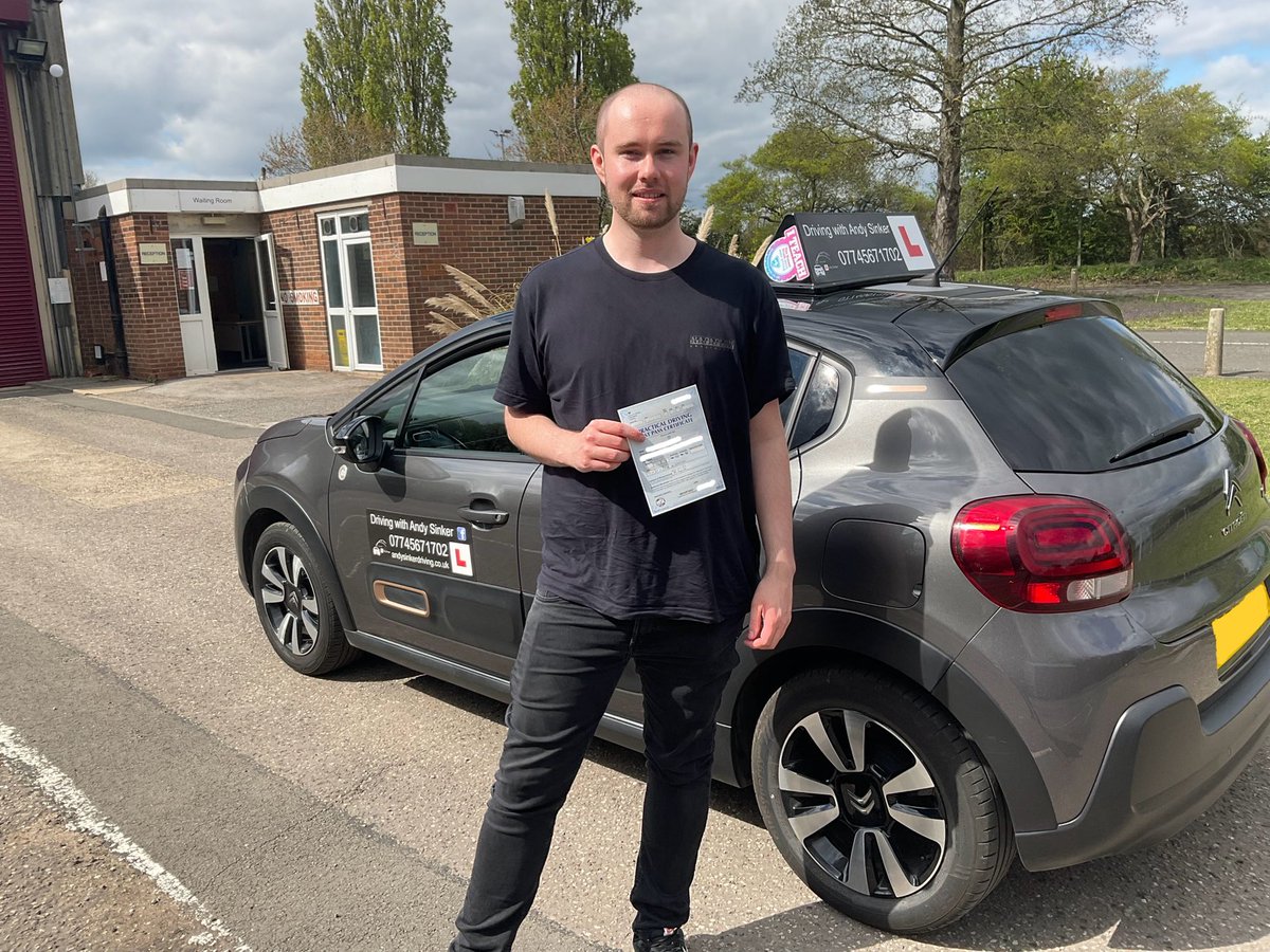 AndrewSinker's tweet image. Massive congratulations to Will on passing your driving test today on your first attempt. The examiner said told me that it was a lovely drive. It has been a pleasure helping you to get on the road and I’m going to miss your lessons. 
Stay safe and stay in touch. 👏🚗