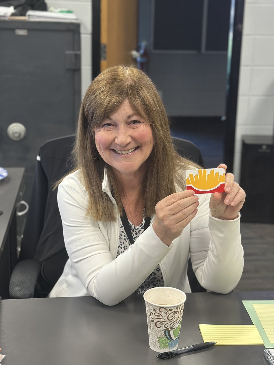 The Illini Bluffs Workout Wednesday winners for April are Ms. Powers and Mrs. Jarrett. Congratulations! #ibtigerpride #physed