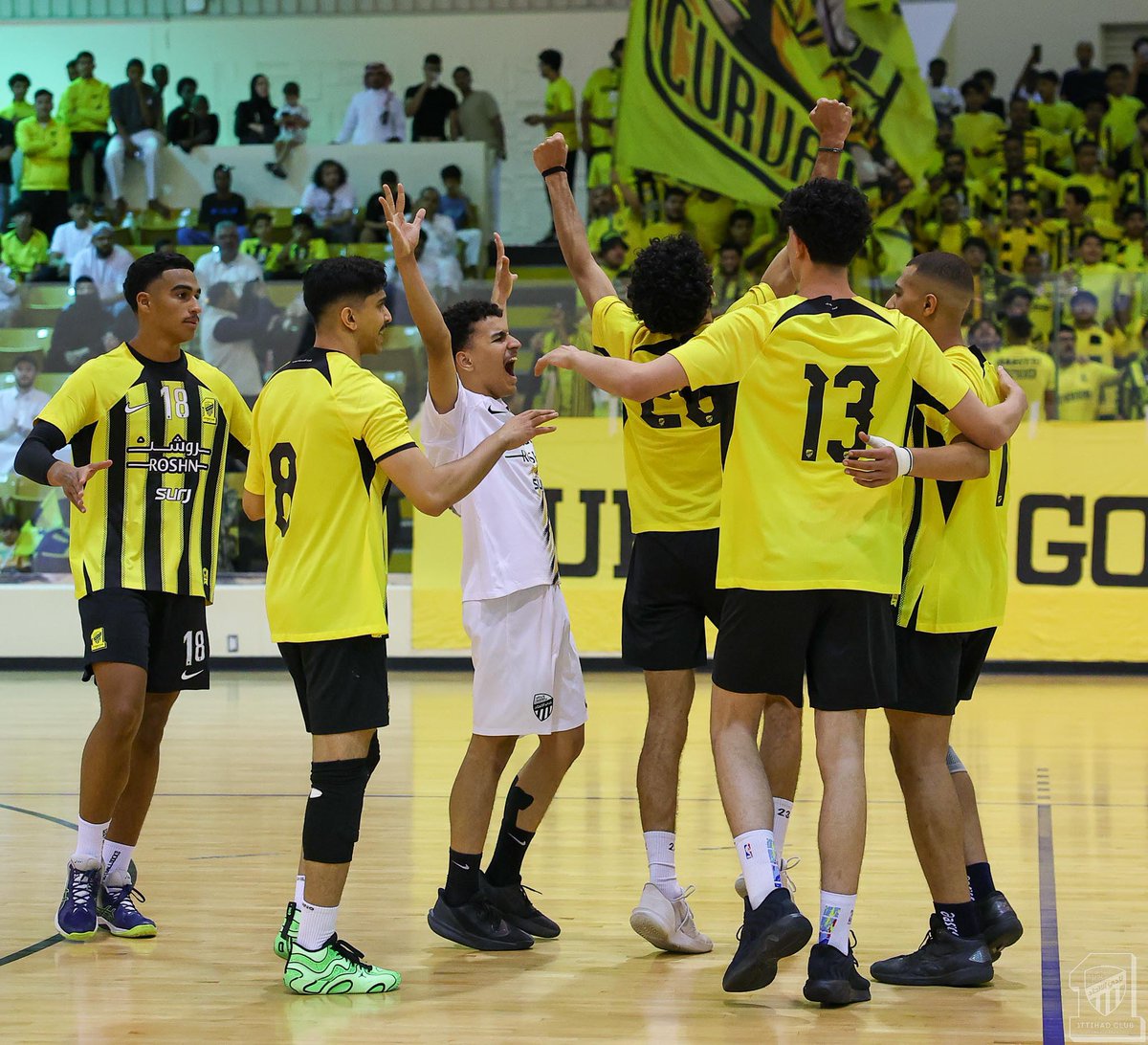 ittihad_cn's tweet photo. 📸| من مواجهة التتويج لأبطال الدوري الممتاز لكرة الطائرة 🏐🏆 https://t.co/NSmmmchnVr