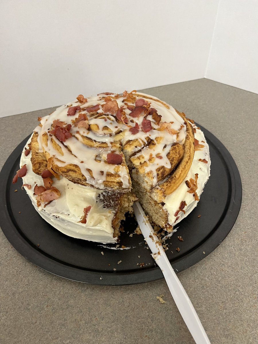Cake war judging!! 💙💛<a href="/FCCollegeCareer/">Forsyth County Schools CTAE</a>