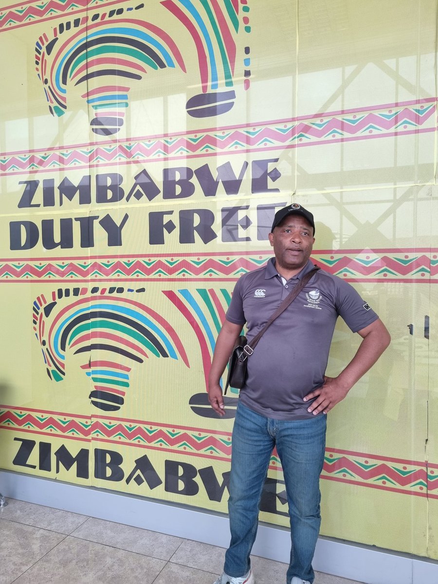 bdaza1's tweet photo. Trip to Victoria falls in Zimbabwe https://t.co/tVGTnC7dn9