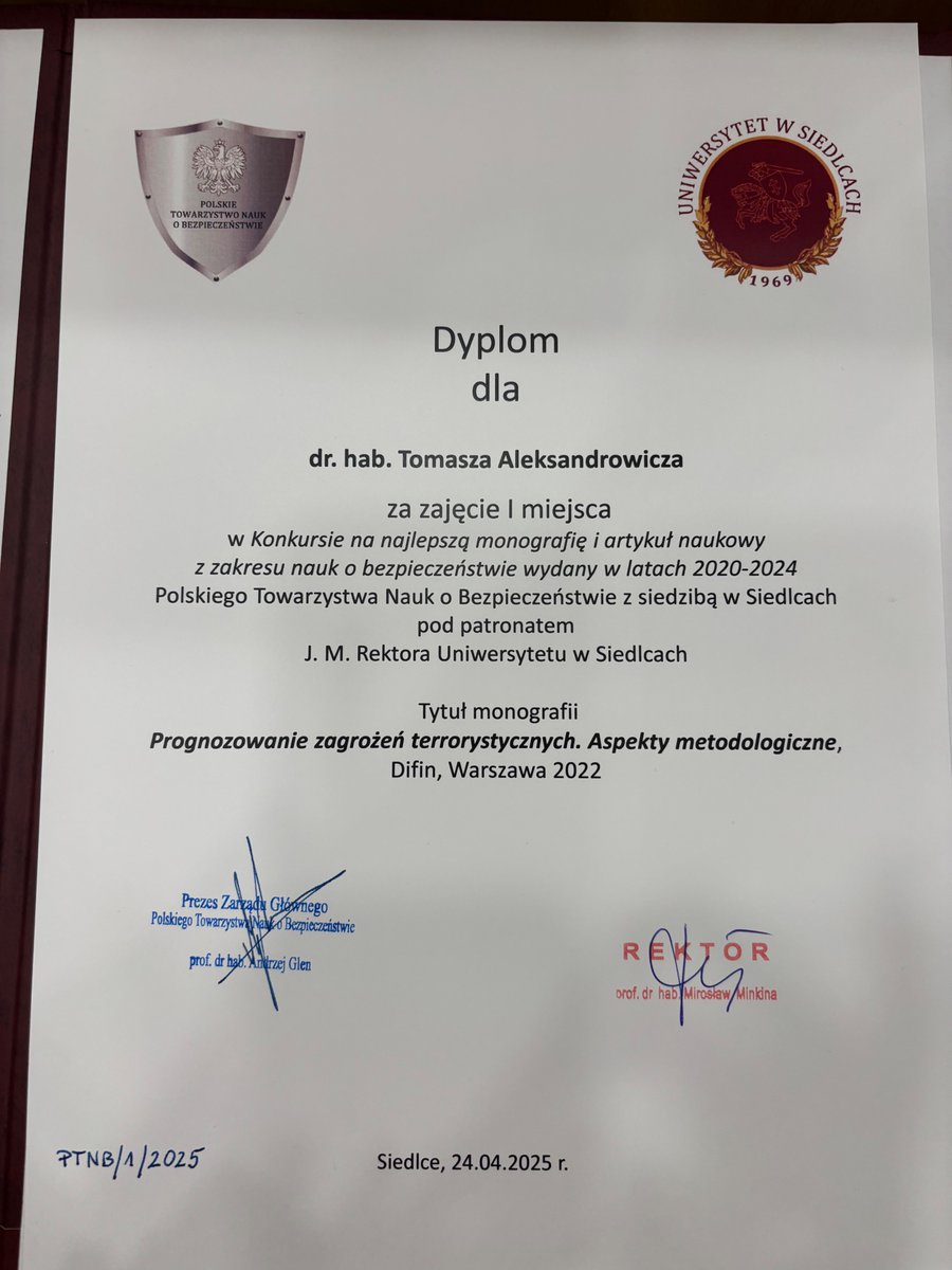 Tomek Aleksandrowicz tweet media