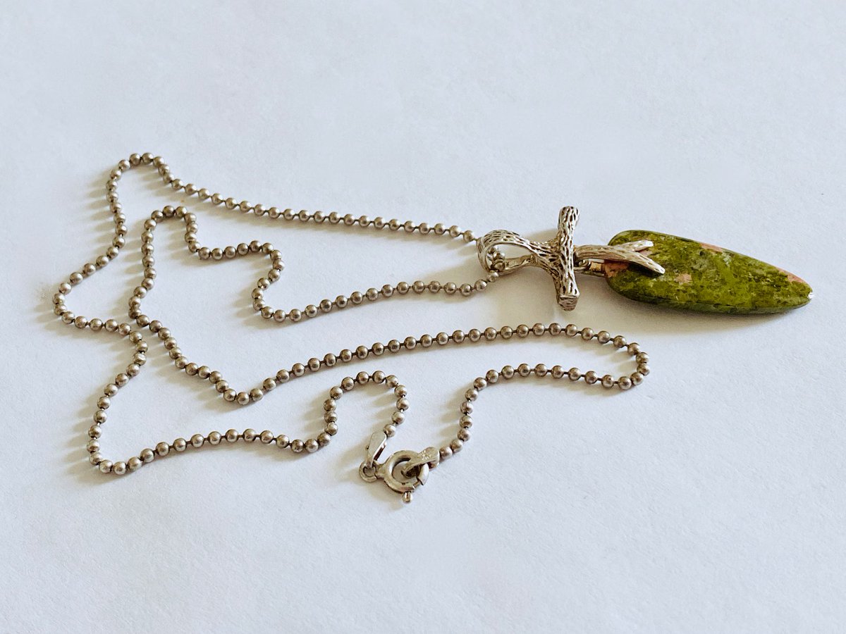 Vintage Artisan Polished Unakite Articulated Pendant with Sterling Bamboo Design, Suspended on an 18" Italian Sterling Ball Chain, Unique
etsy.com/listing/133412…