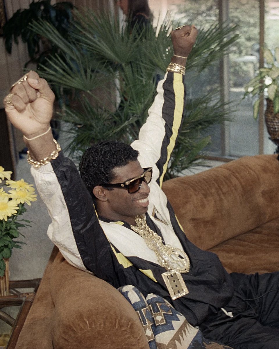 blitzfits's tweet image. Deion Sanders’ draft fit from the crib? Still one of the hardest ever.💧
