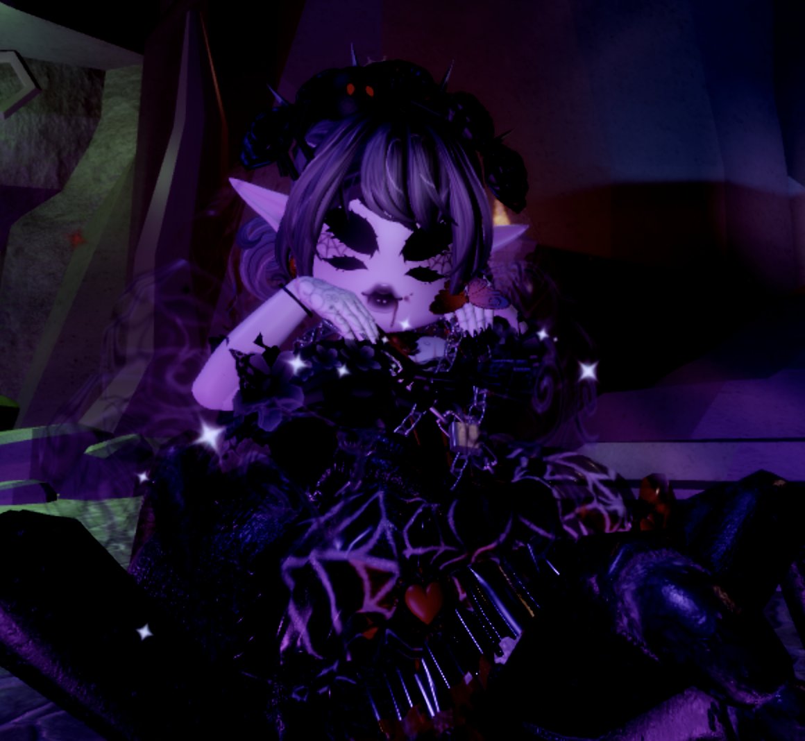 MadamWebb0's tweet photo. @roseyplays_RBLX Name: Madam Web 🕸️
species: drider (spider human) 🕷️
element: dark 💜
realm of origin: the dungeon ☠️
classification: sophmomermaid
pronouns: she/her 
fun fact: Hey husband "mysteriously" went missing + the spider on her head is her child. 🥩🕷️ https://t.co/taTsaRHrqG