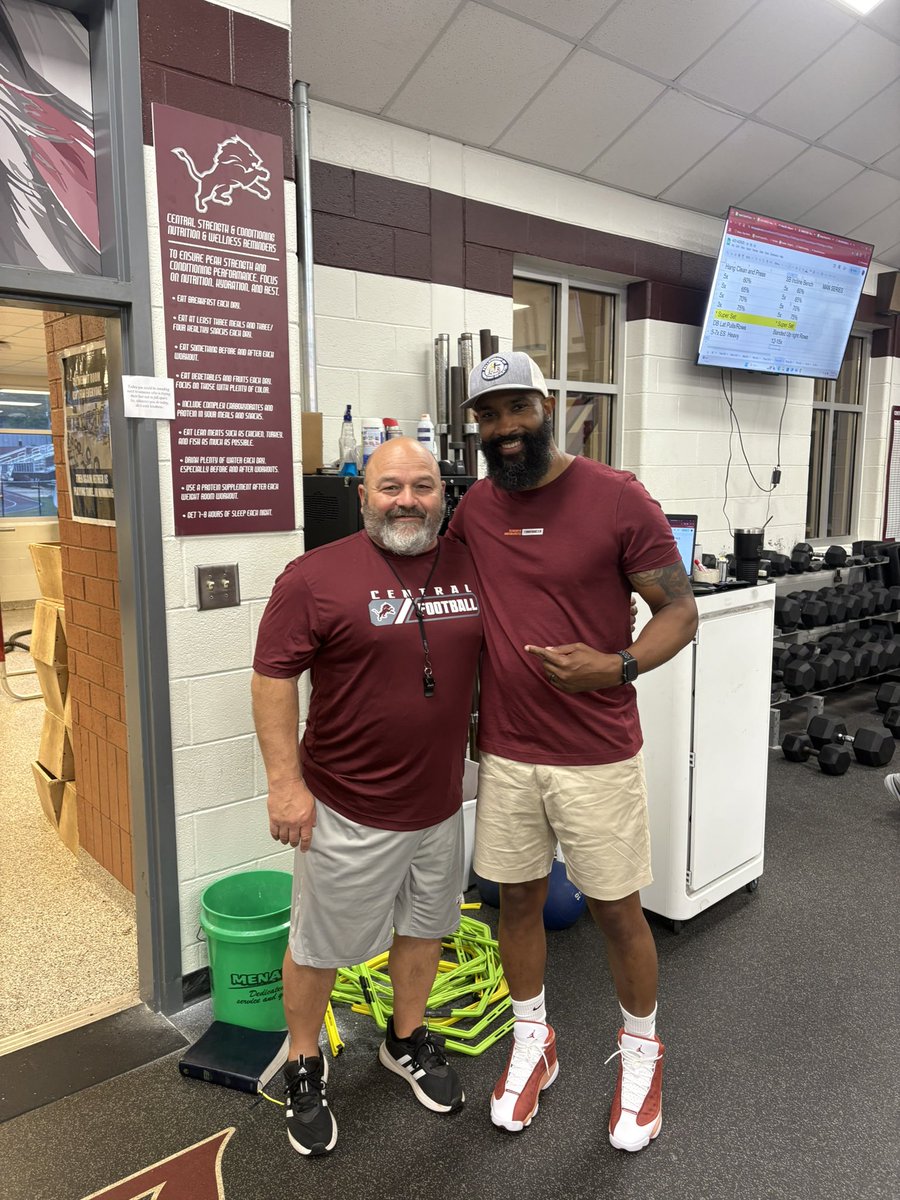 Kelby (@kelbodean) on Twitter photo God places people in our lives at just the right time. I meet James little over 4 yrs. Ago. Thanking for sharing with our team today. <a href="/LIONSTRONGFB/">Central Football</a> <a href="/FCA_WCentralGA/">West Central GA FCA</a> <a href="/PJamesWalker_/">James E. Walker</a> God places people in our lives at just the right time. I meet James little over 4 yrs. Ago. Thanking for sharing with our team today. <a href="/LIONSTRONGFB/">Central Football</a> <a href="/FCA_WCentralGA/">West Central GA FCA</a> <a href="/PJamesWalker_/">James E. Walker</a>