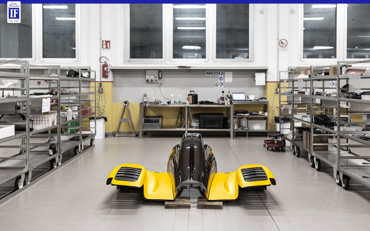 Every single part of the Isotta Fraschini Tipo 6 Strada is a piece of Italian art.
_____
#IsottaFraschini #Tipo6Strada #hypercar #TheFastestLuxury #NoTwoAlike