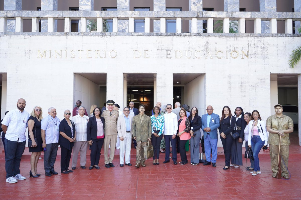 Ministerio Educación RD tweet media